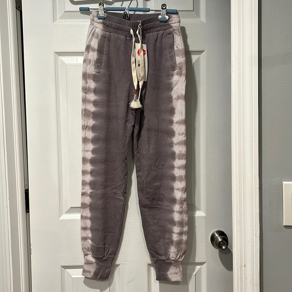 Wildfox Pants - NWT Wildfox Joggers